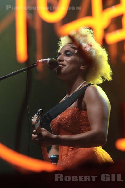 MARTINA TOPLEY BIRD - 2008-05-14 - PARIS - Grand Rex - Martina Gillian Topley-Bird